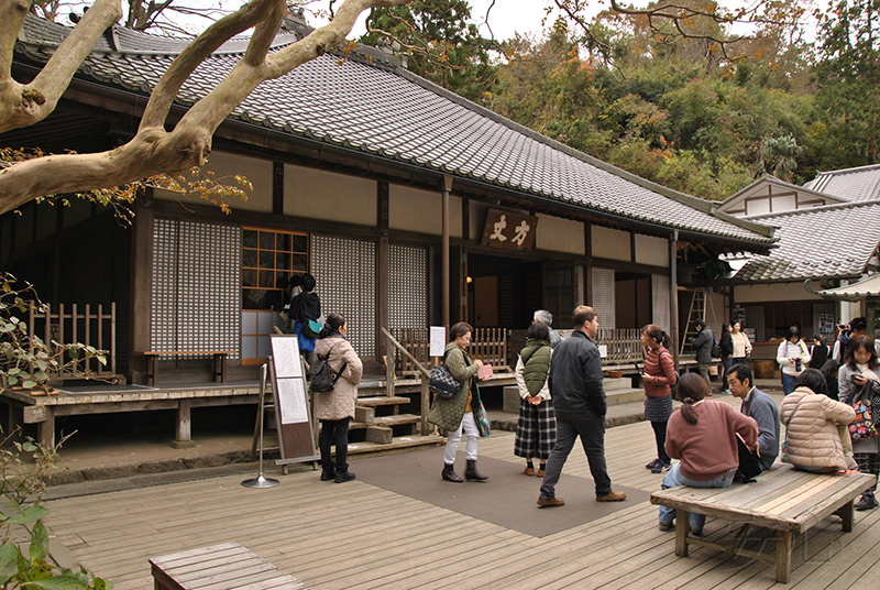 Сады храма Мэйгэцу-ин
