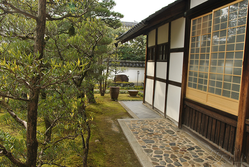 Сады храма Мёсин-дзи